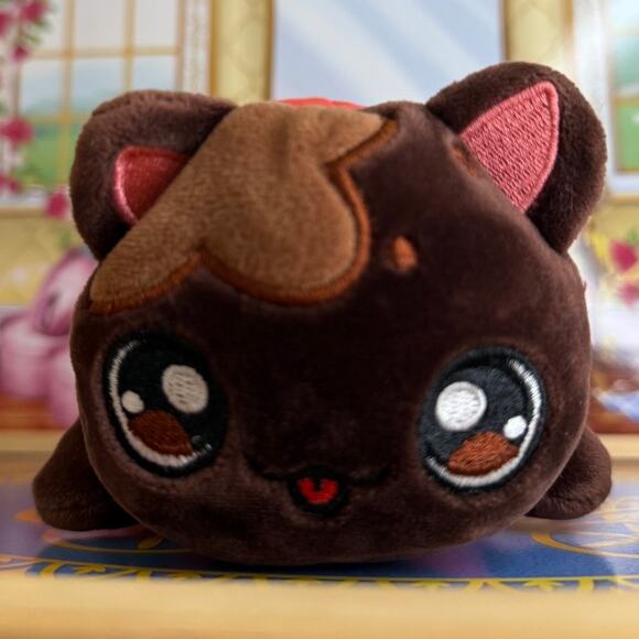 Aphmau MeeMeow | Coke Cat Plush - Picture 6 of 9